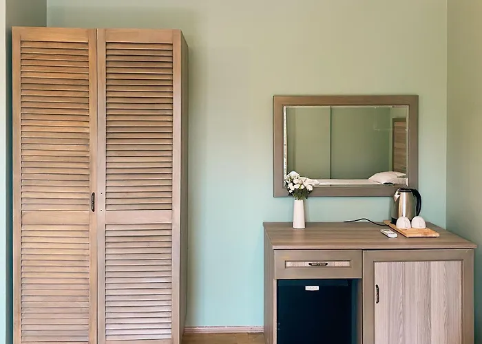 Oda ve Kahvaltı Limon *